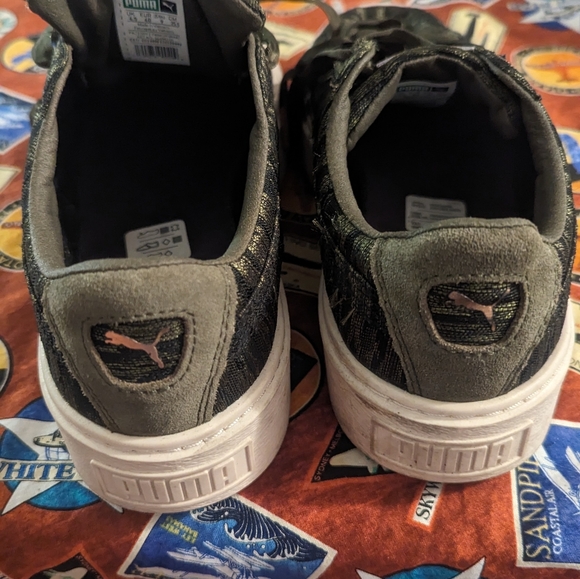 SUPER CUTE WOMENS PUMA BASKET TENNIS SHOES LIKE NEW SIZE 9 MAKE OFFER - Picture 4 of 5